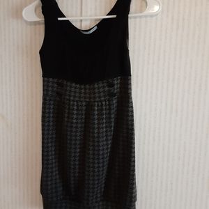 Black and gray short dress